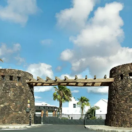 Holiday Villas Kamezi Playa Blanca Ace03034 Oyd Holiday home *